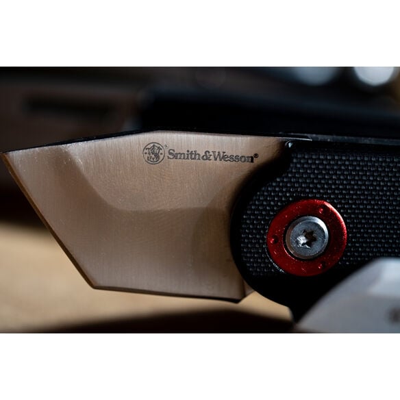 Smith & Wesson&reg; Benji Folding Knife